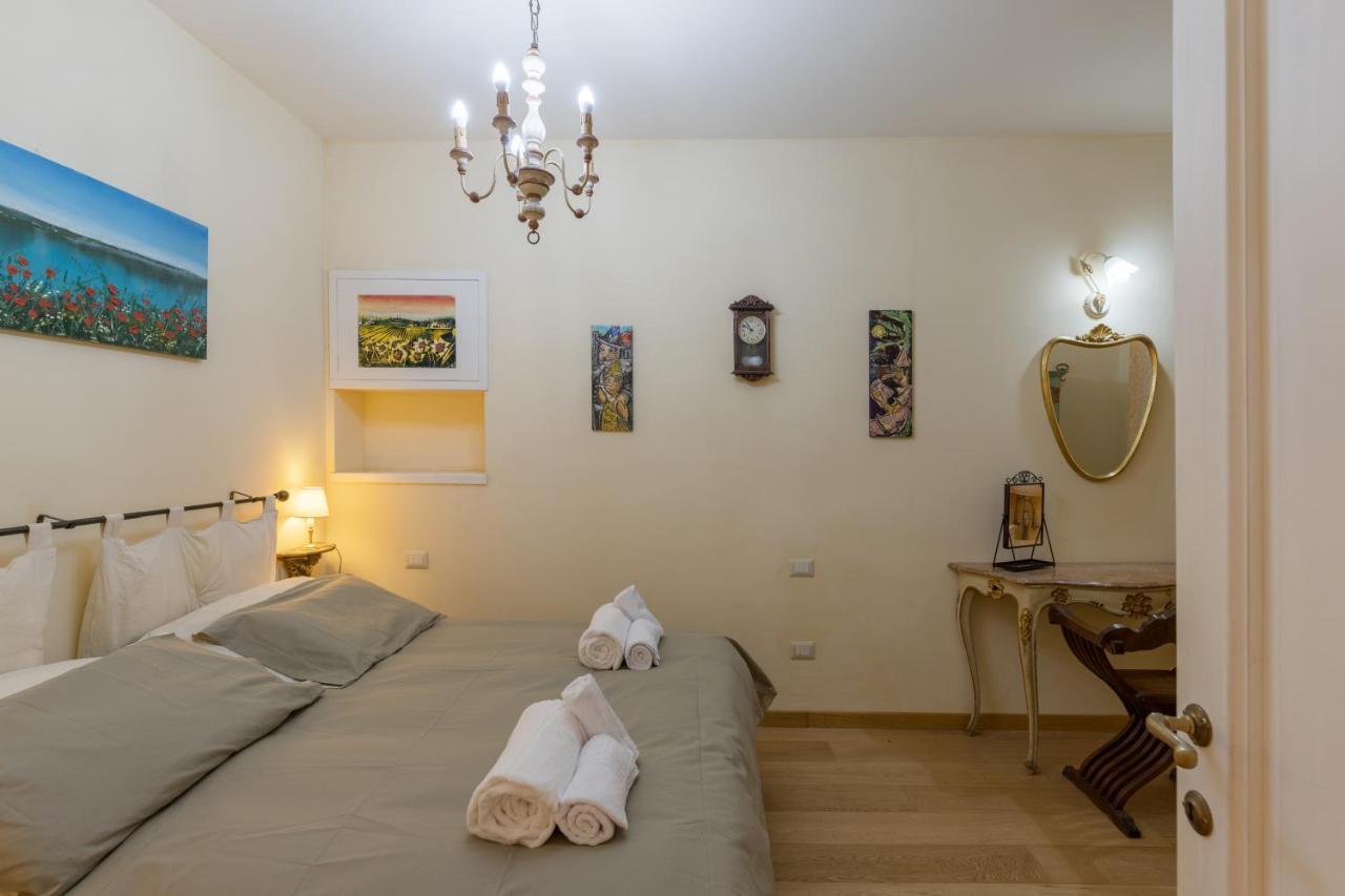 Pinocchio' S House In The Center Of Florence Extérieur photo